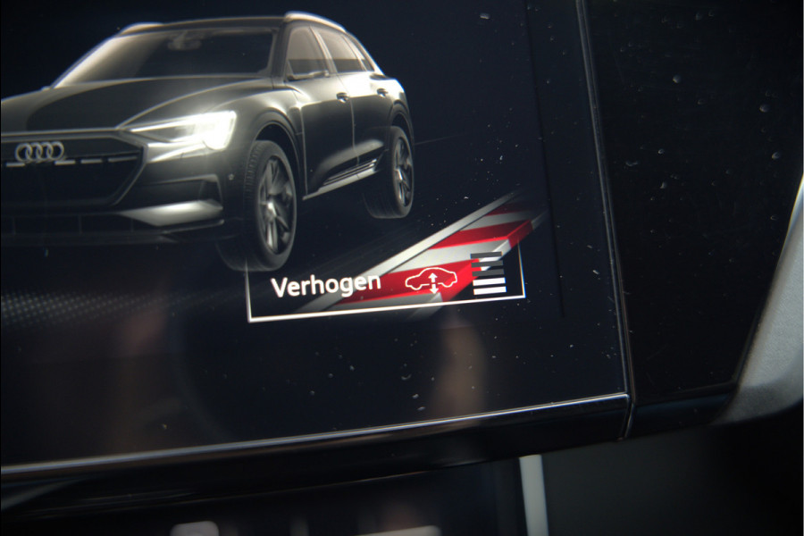 Audi e-tron 50 quattro Business edition Plus 71 kWh | Black Edition | Panoramadak | Camera | Memory Seats | Ambiance Verlichting | Luchtvering | Adaptive Cruise Control | Keyless | Matrix LED | Leder | Stoelverwarming | NAP |