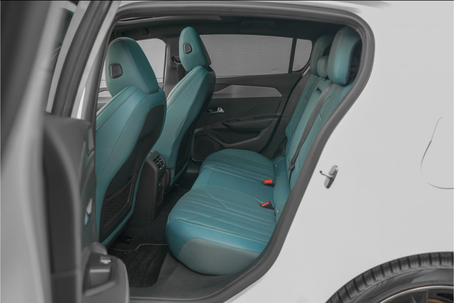 Peugeot 308 1.6 Hybrid 225 GT Pack Business Pano ACC Focal 360° 18"