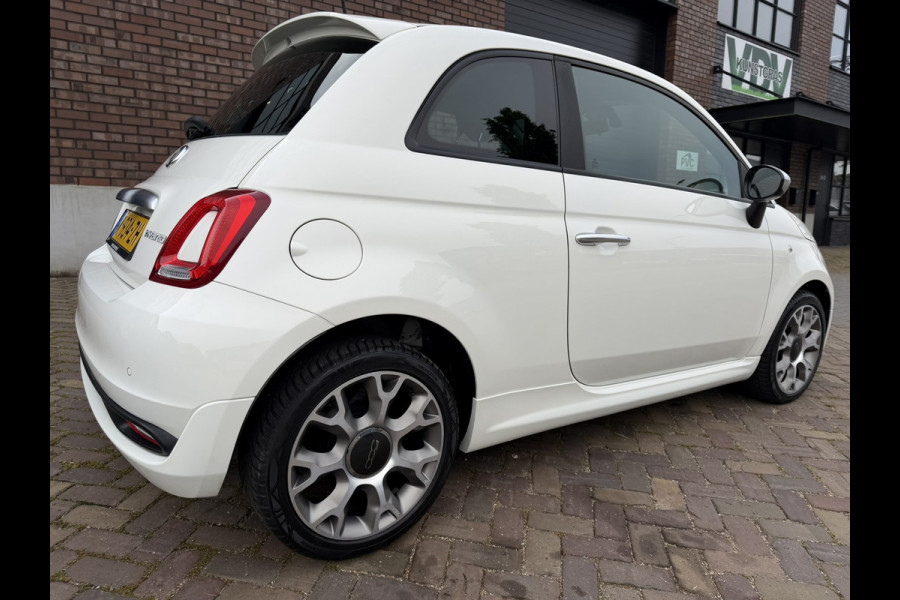 Fiat 500 1.0 Hybrid Rockstar / Panoramadak / Clima / Navi-Apple CarPlay-Android / 1e Eigenaar / Fiat Dealer Onderhouden / NED-Fiat