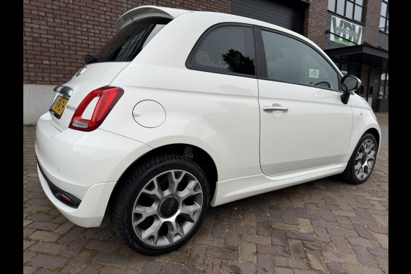 Fiat 500 1.0 Hybrid Rockstar / Panoramadak / Clima / Navi-Apple CarPlay-Android / 1e Eigenaar / Fiat Dealer Onderhouden / NED-Fiat