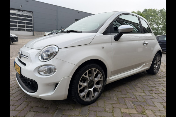 Fiat 500 1.0 Hybrid Rockstar / Panoramadak / Clima / Navi-Apple CarPlay-Android / 1e Eigenaar / Fiat Dealer Onderhouden / NED-Fiat