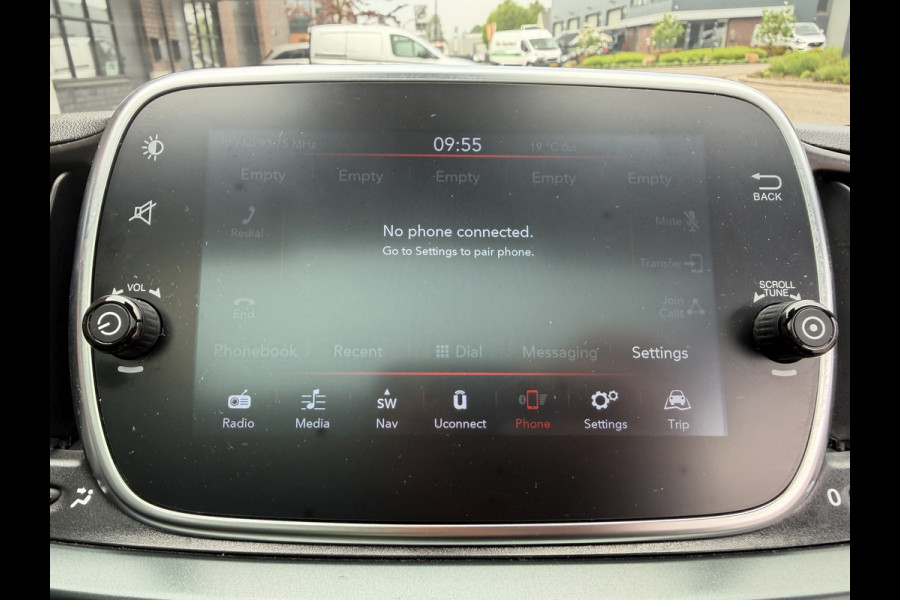 Fiat 500 1.0 Hybrid Rockstar / Panoramadak / Clima / Navi-Apple CarPlay-Android / 1e Eigenaar / Fiat Dealer Onderhouden / NED-Fiat