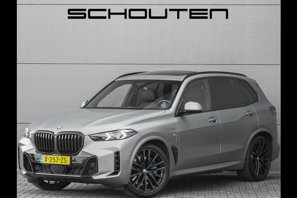 BMW X5 xDrive50e M-Sport Pro Driving Ass Pro Stoelvent H&K Iconic Glow Trekhaak Frozen