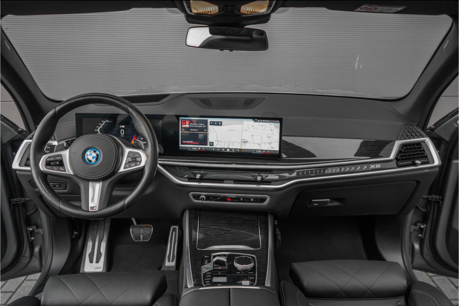 BMW X5 xDrive50e M-Sport Pro Driving Ass Pro Stoelvent H&K Iconic Glow Trekhaak Frozen