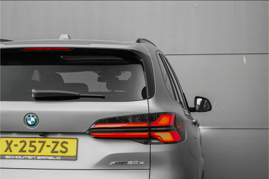BMW X5 xDrive50e M-Sport Pro Driving Ass Pro Stoelvent H&K Iconic Glow Trekhaak Frozen