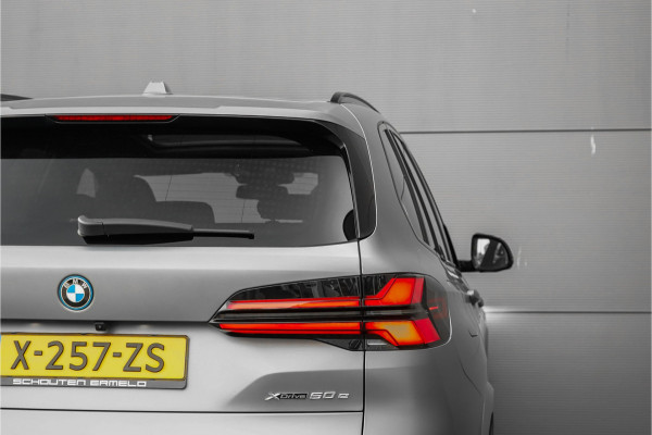 BMW X5 xDrive50e M-Sport Pro Driving Ass Pro Stoelvent H&K Iconic Glow Trekhaak Frozen