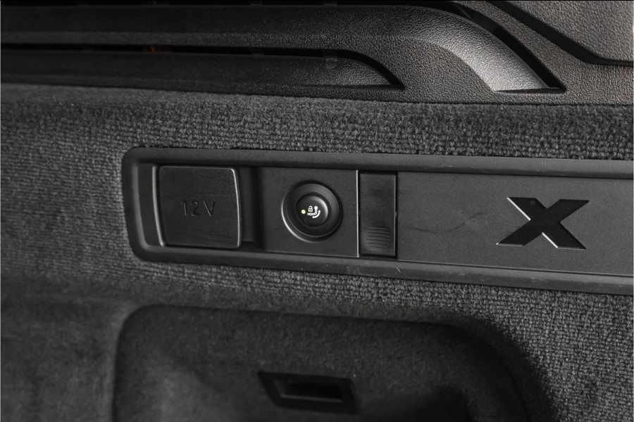BMW X5 xDrive50e M-Sport Pro Driving Ass Pro Stoelvent H&K Iconic Glow Trekhaak Frozen