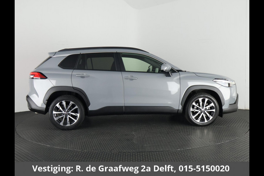 Toyota Corolla Cross 2.0 High Power Hybrid First Edition | Apple Carplay & AndroidAUTO | Stoelverwarming | BSM | Elektrische kofferbak |