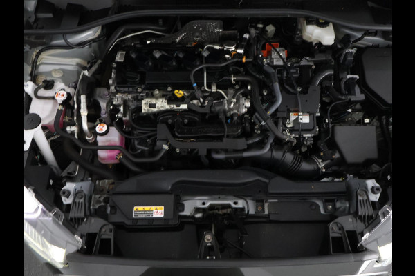 Toyota Corolla Cross 2.0 High Power Hybrid First Edition | Apple Carplay & AndroidAUTO | Stoelverwarming | BSM | Elektrische kofferbak |