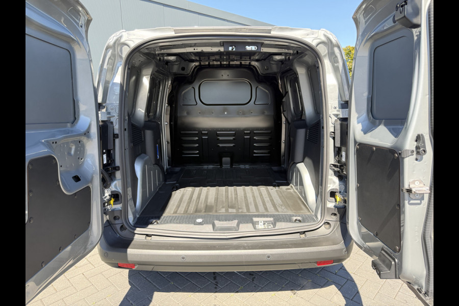 Ford Transit Courier 1.0 LIMITED EcoBoost 101 PK / BENZINE / **5.293 KM!!** / ECC / ADAPTIVE CRUISE / CAMERA / BLINDSPOT / LED