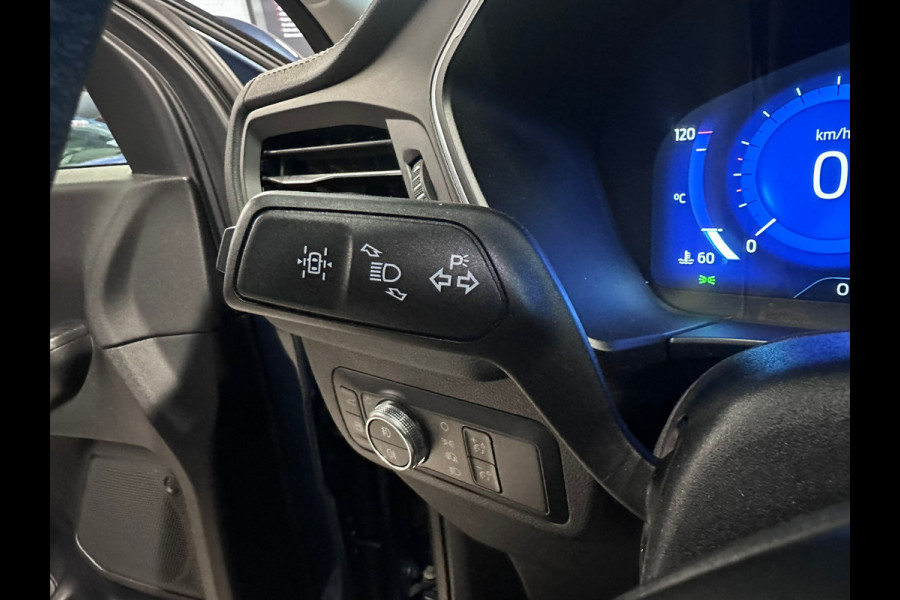 Ford Kuga 2.5 PHEV Vignale AUTO / HEAD-UP / LANE ASSIST / 360