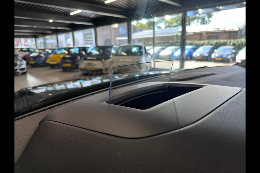 Ford Kuga 2.5 PHEV Vignale AUTO / HEAD-UP / LANE ASSIST / 360