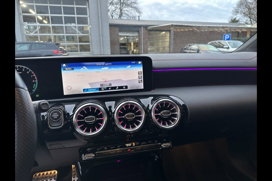 Mercedes-Benz CLA-Klasse 250 e AMG Line
