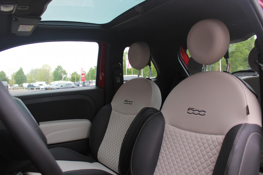 Fiat 500 1.0 Hybrid 69PK DOLCEVITA | PANORAMA DAK | APPLE CARPLAY/ANDROID AUTO | HALF LEDEREN BEKLEDING "TESSUTO DISEGNO" MET SPORTSTOELEN | DONKERE HEMELBEKLEDING | CRUISE CONTROL | AIRCO | LICHTMETALEN VELGEN 15" | CHROME DELEN EXTERIEUR | DAB+ RADIO |
