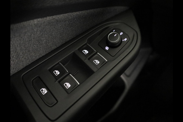 Volkswagen Golf 1.5 eTSI Life Business 130 PK DSG | Keyless start | Apple Carplay/Android Auto | Cruise control adaptief