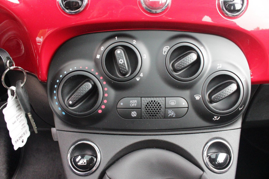Fiat 500 1.0 Hybrid 69PK DOLCEVITA | PANORAMA DAK | APPLE CARPLAY/ANDROID AUTO | HALF LEDEREN BEKLEDING "TESSUTO DISEGNO" MET SPORTSTOELEN | DONKERE HEMELBEKLEDING | CRUISE CONTROL | AIRCO | LICHTMETALEN VELGEN 15" | CHROME DELEN EXTERIEUR | DAB+ RADIO |