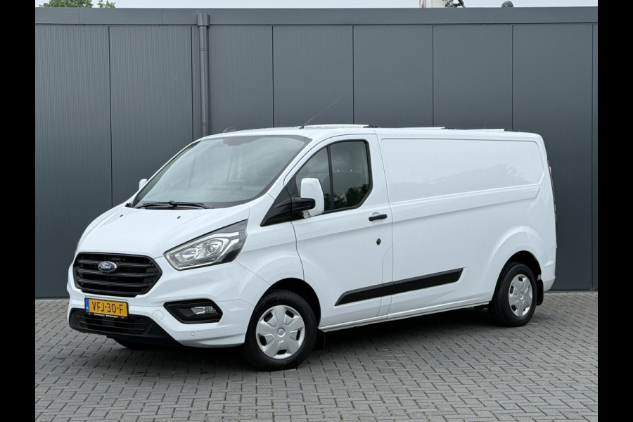 Ford Transit Custom 2.0 TDCI 130 PK / L2H1 / SORTIMO INRICHTING / 2.8 TONS TREKHAAK / 3-ZITS / CRUISE / NAVI / 2800 KG AHG