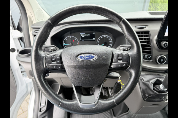 Ford Transit Custom 2.0 TDCI 130 PK / L2H1 / SORTIMO INRICHTING / 2.8 TONS TREKHAAK / 3-ZITS / CRUISE / NAVI / 2800 KG AHG
