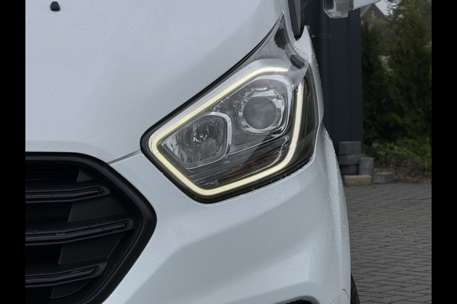 Ford Transit Custom 2.0 TDCI 130 PK / L2H1 / SORTIMO INRICHTING / 2.8 TONS TREKHAAK / 3-ZITS / CRUISE / NAVI / 2800 KG AHG