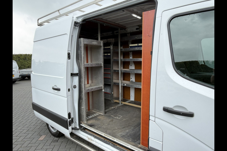 Opel Movano 2.3 Turbo 150 PK / L2H2 / INRICHTING / RVS IMPERIAAL + LADDER / 2.5 TONS TREKHAAK / AIRCO / CRUISE / NAVI / CAMERA