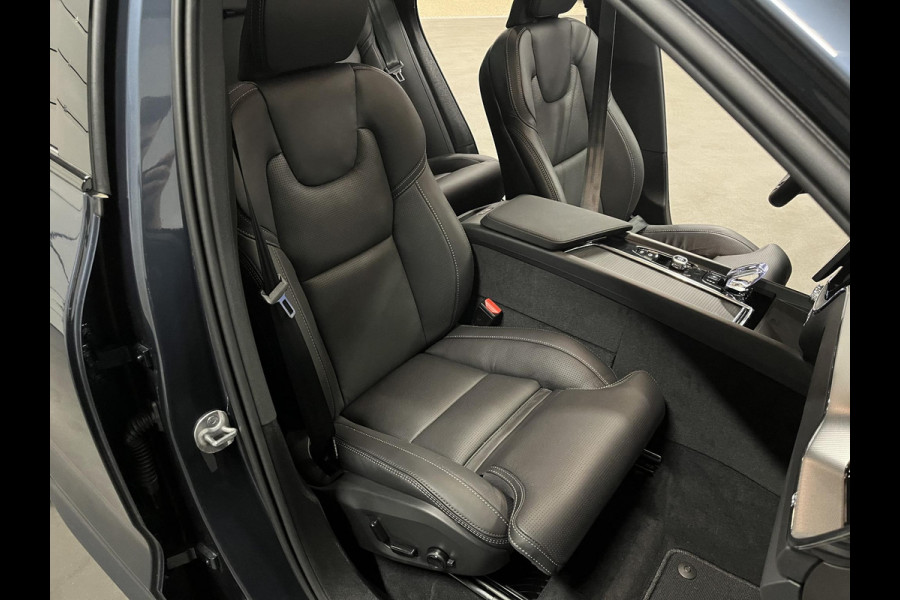 Volvo XC60 2.0 T8 PHEV AWD Ultra Black Edition Trekhaak | Bowers & Wilkins |  Massage | Open dak |  Stoel ventilatie | Stoel-/stuurverwarming | Head-up | 360 camera | *455PK*