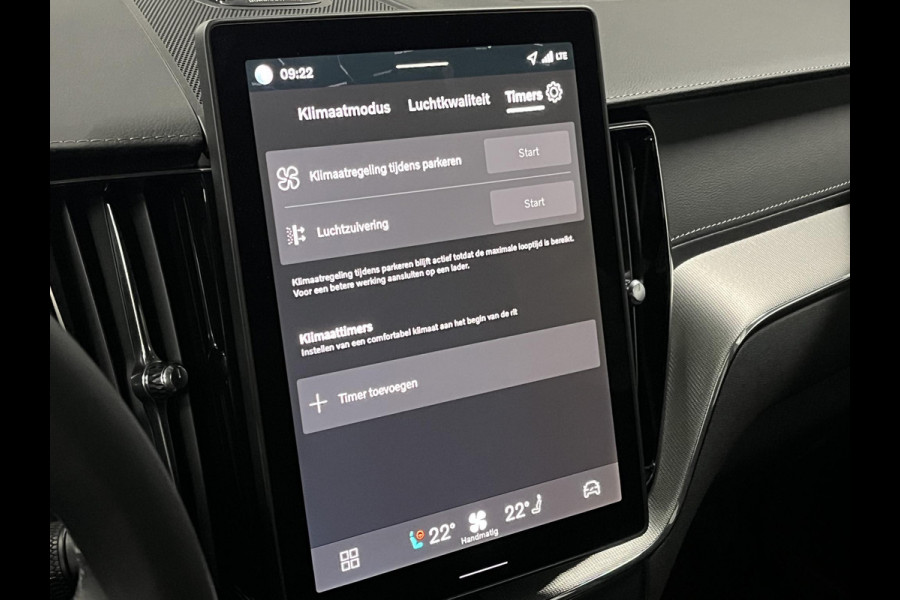 Volvo XC60 2.0 T8 PHEV AWD Ultra Black Edition Trekhaak | Bowers & Wilkins |  Massage | Open dak |  Stoel ventilatie | Stoel-/stuurverwarming | Head-up | 360 camera | *455PK*