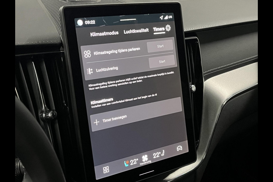 Volvo XC60 2.0 T8 PHEV AWD Ultra Black Edition Bowers & Wilkins |  Massage | Open dak |  Stoel ventilatie | Stoel-/stuurverwarming | Head-up | 360 camera | *455PK*