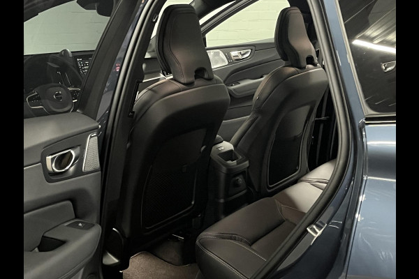 Volvo XC60 2.0 T8 PHEV AWD Ultra Black Edition Bowers & Wilkins |  Massage | Open dak |  Stoel ventilatie | Stoel-/stuurverwarming | Head-up | 360 camera | *455PK*