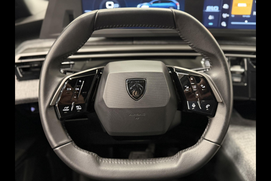 Peugeot 5008 1.2 Hybrid 136pk Allure Automaat Navigatie Cruise control Climate control LED Parkeersensoren Camera Apple Carplay/ Android Auto Radio