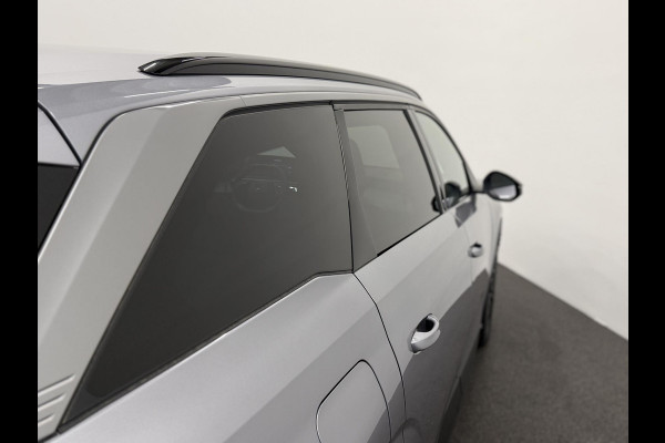 Peugeot 5008 1.2 Hybrid 136pk Allure Automaat Navigatie Cruise control Climate control LED Parkeersensoren Camera Apple Carplay/ Android Auto Radio