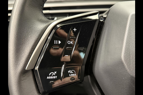 Peugeot 5008 1.2 Hybrid 136pk Allure Automaat Navigatie Cruise control Climate control LED Parkeersensoren Camera Apple Carplay/ Android Auto Radio