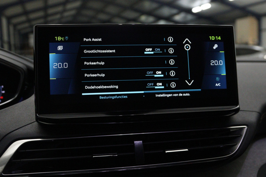 Peugeot 3008 1.6 HYbrid 225 GT, Focal Sound, 19" LM, LED, Camera