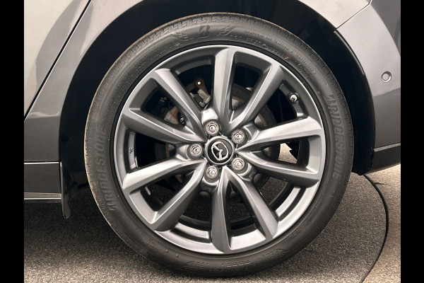 Mazda 3 2.0 e-SkyActiv-G M Hybrid 122 | Trekhaak | Head/up | Rondomzicht/Camera | Leder |