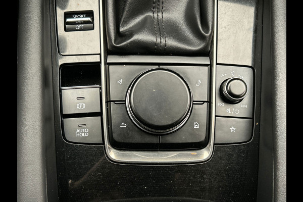Mazda 3 2.0 e-SkyActiv-G M Hybrid 122 | Trekhaak | Head/up | Rondomzicht/Camera | Leder |