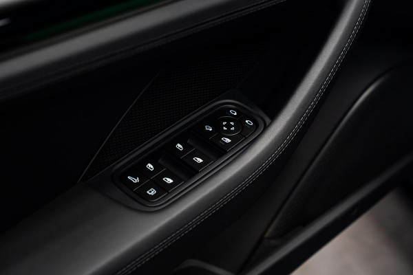 Porsche Panamera 2.9 4S E-Hybrid *Panorama / Sport-Chrono / Sport-Design / HUD / Soft-Close / Surround-view*