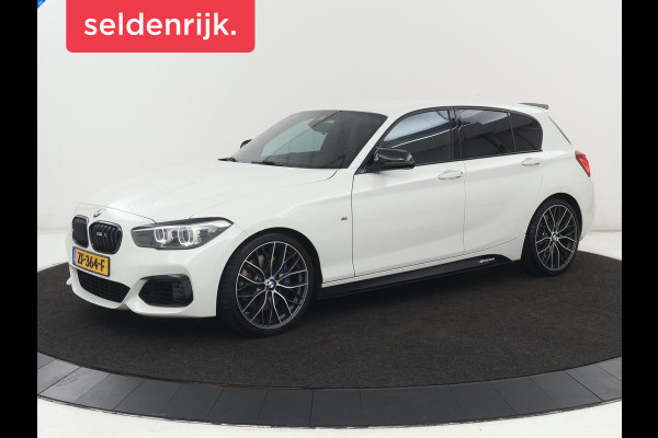 BMW 1-serie M140i High Executive | Stoelverwarming | Carplay | Leder | Adaptief LED | Keyless | Navigatie | Sportstoelen | Parkeerhulp | Climate control | Cruise control | Bluetooth | Getint glas | M Sport