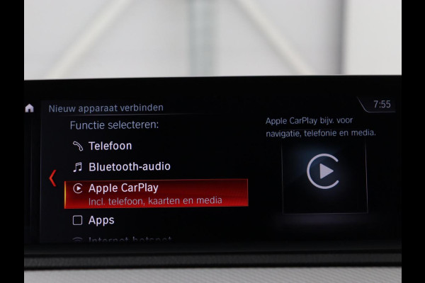 BMW 1-serie M140i High Executive | Stoelverwarming | Carplay | Leder | Adaptief LED | Keyless | Navigatie | Sportstoelen | Parkeerhulp | Climate control | Cruise control | Bluetooth | Getint glas | M Sport