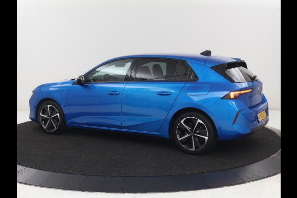 Opel Astra 1.6 Hybrid Business Edition | SOH 96,1% | Stoelverwarming | Adaptive cruise | Carplay | Camera | Navigatie | Full LED | Stuurverwarming | Climate control | Parkeerhulp | Getint glas | PHEV | Plug In