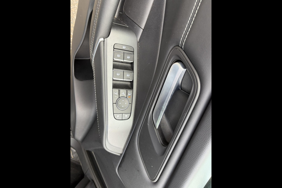 Nissan QASHQAI 1.3 MHEV Xtronic N-Connecta FABRIEKSGARANTIE| STOEL + STUURVERWARMING| VOORRUITVERWARMING| ELEKTRISCHE ACHTERKLEP| HEAD-UP DISPLAY| PANORAMADAK| ADAPTIVE CRUISE CONTROL| DODE HOEK SENSOR| 360 CAMERA|