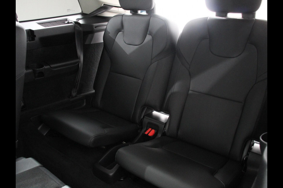Volvo XC90 2.0 T8 Recharge 391pk AWD Inscription Expression Luchtvering Trekhaak Navigatie Camera 360 Climate Control