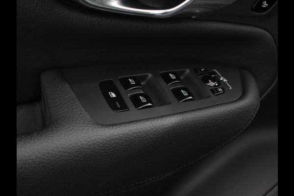 Volvo XC90 2.0 T8 Recharge 391pk AWD Inscription Expression Luchtvering Trekhaak Navigatie Camera 360 Climate Control