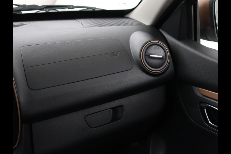 Dacia Spring 65 Extreme 27 kWh | SOH 95,1% | Leder | Camera | Carplay | Airco | Speedlimiter | Bluetooth | Parkeerhulp