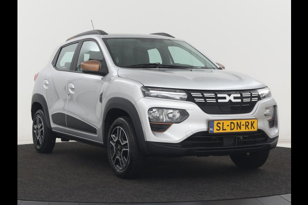 Dacia Spring 65 Extreme 27 kWh | SOH 95,1% | Leder | Camera | Carplay | Airco | Speedlimiter | Bluetooth | Parkeerhulp
