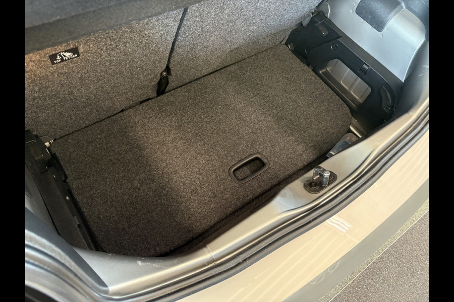 Volkswagen up! 1.0 BMT Comfortline 5-drs. AIRCO/DAB/MEDIA