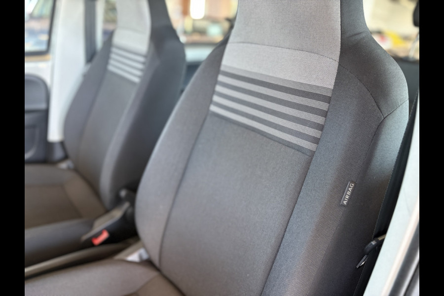 Volkswagen up! 1.0 BMT Comfortline 5-drs. AIRCO/DAB/MEDIA