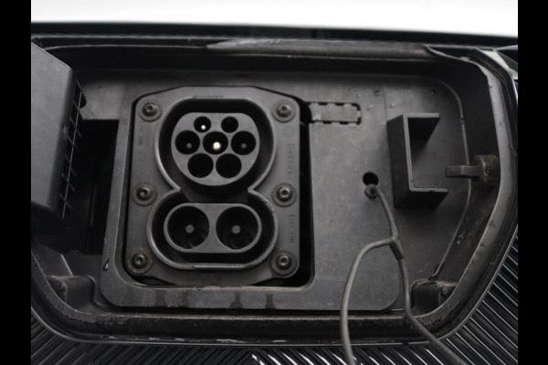 Dacia Spring 65 Extreme 27 kWh | SOH 94,3% | Leder | Camera | Carplay | Airco | Speedlimiter | Bluetooth | Parkeerhulp