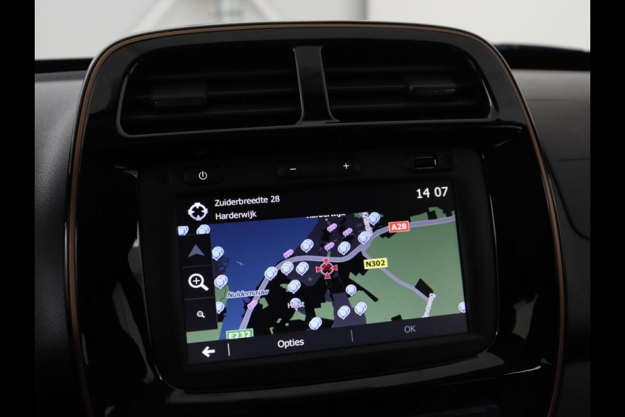 Dacia Spring 65 Extreme 27 kWh | SOH 94,3% | Leder | Camera | Carplay | Airco | Speedlimiter | Bluetooth | Parkeerhulp