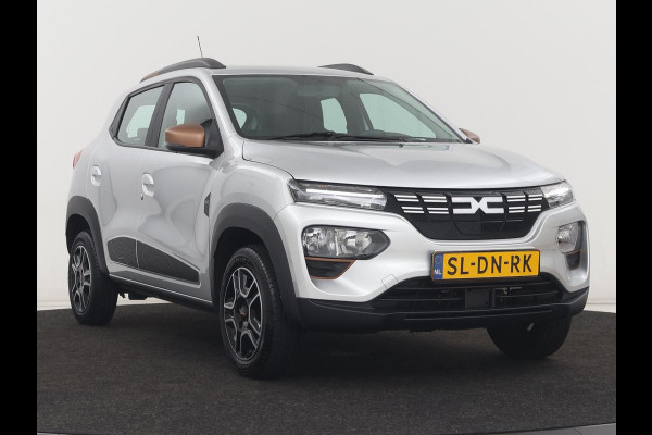 Dacia Spring 65 Extreme 27 kWh | SOH 94,3% | Leder | Camera | Carplay | Airco | Speedlimiter | Bluetooth | Parkeerhulp