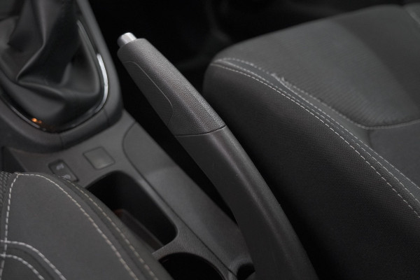 Renault Clio TCe 90 Zen | Navigatie | Cruise Control | 17 inch | Airco