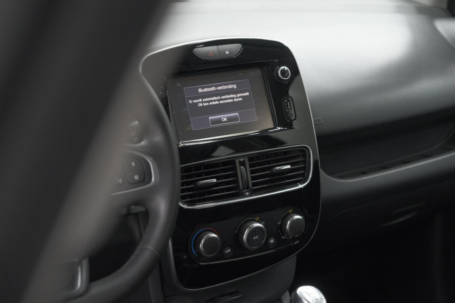 Renault Clio TCe 90 Zen | Navigatie | Cruise Control | 17 inch | Airco